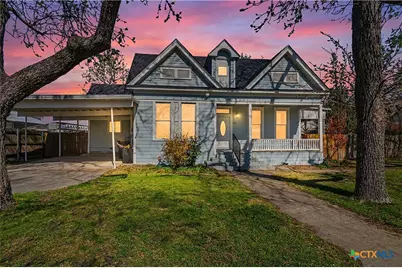 222 E Cedar Street, Seguin, TX 78155 - Photo 6