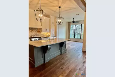 627 Mission View Court, New Braunfels, TX 78130 - Photo 10