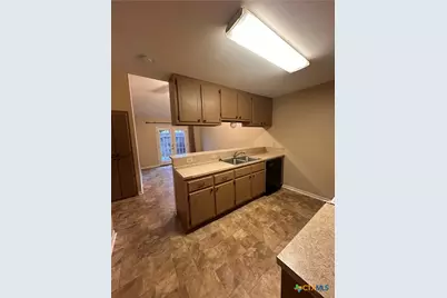 208 Versailles Street, Victoria, TX 77904 - Photo 12