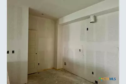 1607 Crooked River Court, Temple, TX 76502 - Photo 4