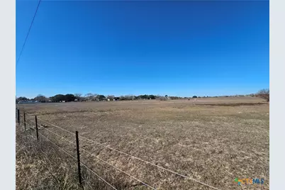 1956 Oliver Road, Victoria, TX 77904 - Photo 4