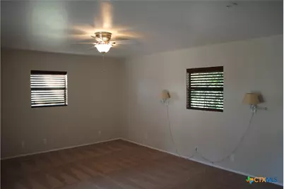 13019 W Adams Avenue, Belton, TX 76513 - Photo 22