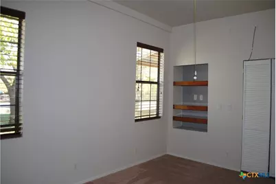 13019 W Adams Avenue, Belton, TX 76513 - Photo 12