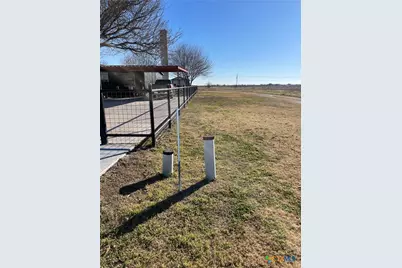 140 Thunderbird Lane, Seguin, TX 78155 - Photo 20