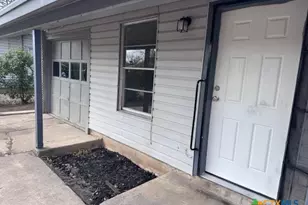 103 Ave E St, Converse, TX 78109 - Photo 2