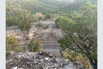 20 Winchester, Leakey, TX 78873 - Photo 4