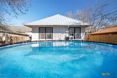 406 E Gonzales Street, Yoakum, TX 77995 - Photo 26