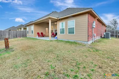 102 Tiki Court, Victoria, TX 77904 - Photo 36