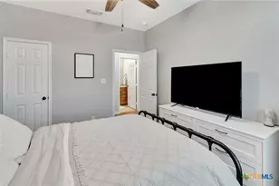 102 Tiki Ct, Victoria, TX 77904 - Photo 22