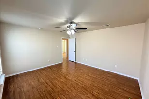 2115 Jefferson Ct, Belton, TX 76513 - Photo 16