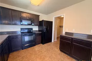 2115 Jefferson Ct, Belton, TX 76513 - Photo 12