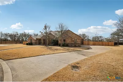 6320 Brayson Oaks Court, Belton, TX 76513 - Photo 4