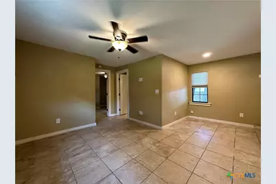 818 W Hopkins Street #A, San Marcos, TX 78666 - Photo 4