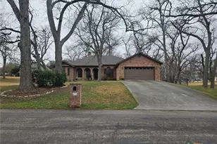 433 Las Brisas Blvd, Seguin, TX 78155 - Photo 1