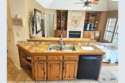 433 Las Brisas Boulevard, Seguin, TX 78155 - Photo 28