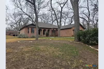 433 Las Brisas Boulevard, Seguin, TX 78155 - Photo 2