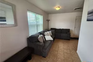 106 W Ave G, Nolanville, TX 76559 - Photo 2