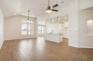 1701 Meadow Crest Dr, Salado, TX 76571 - Photo 8