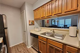 1202 Thorpe Ln, San Marcos, TX 78666 - Photo 12