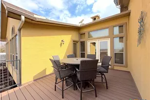 952 Parkview Dr, Canyon Lake, TX 78133 - Photo 26