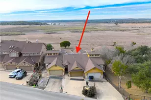 952 Parkview Dr, Canyon Lake, TX 78133 - Photo 1