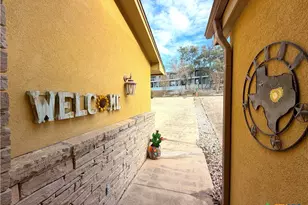 952 Parkview Dr, Canyon Lake, TX 78133 - Photo 6