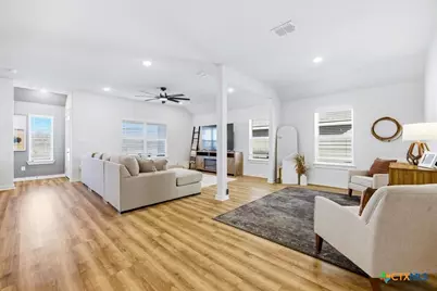 3621 Meteor Road, New Braunfels, TX 78130 - Photo 16