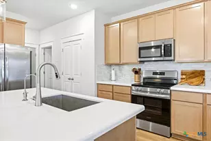 3621 Meteor Rd, New Braunfels, TX 78130 - Photo 20