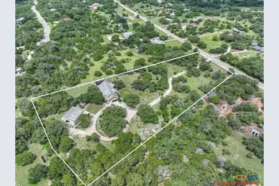 3032 Rolling Oaks Drive, New Braunfels, TX 78132 - Photo 2