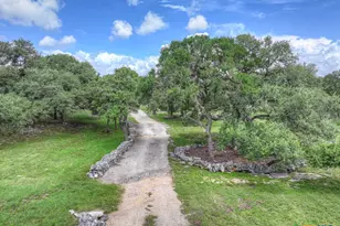 3032 Rolling Oaks Dr, New Braunfels, TX 78132 - Photo 44