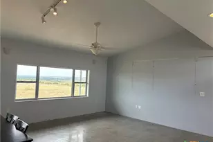 539 County Rd 2001, Lampasas, TX 76550 - Photo 8