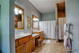 7755 Fm 1295, Moulton, TX 77975 - Photo 16