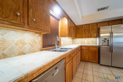 913 Taos Drive, Victoria, TX 77904 - Photo 4