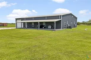 59 Leaning Oak Rd, Victoria, TX 77904 - Photo 1