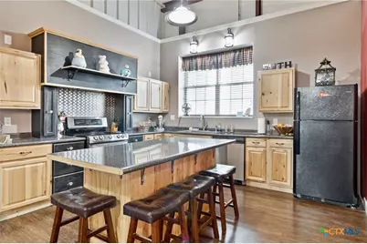 59 Leaning Oak Road, Victoria, TX 77904 - Photo 8