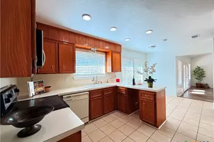 2111 Chinaberry Circle, Harker Heights, TX 76548 - Photo 14