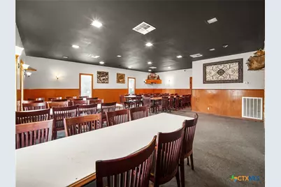 317 N Avenue E, Shiner, TX 77984 - Photo 12