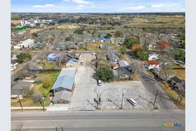 317 N Avenue E, Shiner, TX 77984 - Photo 22