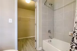 1721 Arbor Knot Dr, Kyle, TX 78640 - Photo 14