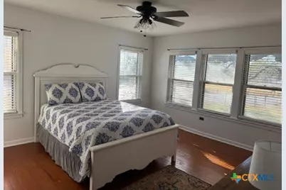 1011 E Main Street, Cuero, TX 77954 - Photo 24