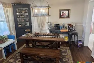 1011 E Main St, Cuero, TX 77954 - Photo 8