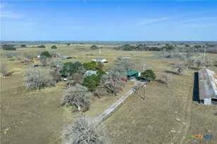 7393 N Hwy 80, Nixon, TX 78140 - Photo 34