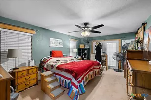 7393 N Hwy 80, Nixon, TX 78140 - Photo 10