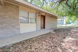 20115 San Marcos Hwy, San Marcos, TX 78666 - Photo 2