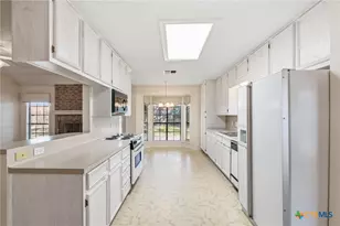 603 Dunbar Dr, Victoria, TX 77904 - Photo 10