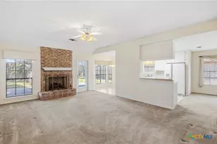 603 Dunbar Dr, Victoria, TX 77904 - Photo 4