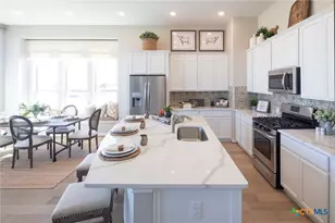 10208 Cactus Hls, San Antonio, TX 78254 - Photo 4