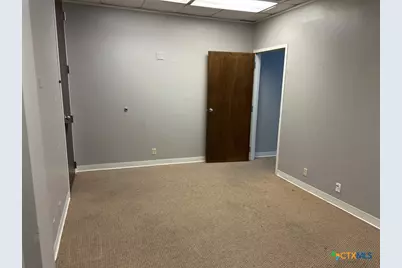 100 W Central Texas Expressway #307, Harker Heights, TX 76548 - Photo 4