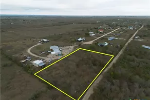 479 Mostyn Ln, San Marcos, TX 78666 - Photo 1