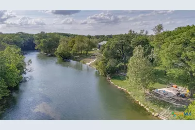 1250 E Common Street, New Braunfels, TX 78130 - Photo 24